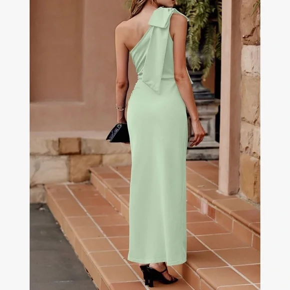 PRETTYGARDEN Women's One Shoulder Long Formal Ruched Bodycon Slit Maxi Dress - Picture 4 of 10